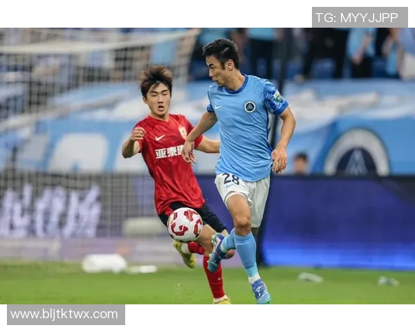 热爱祖国的足球明星们为中国足球的崛起贡献力量