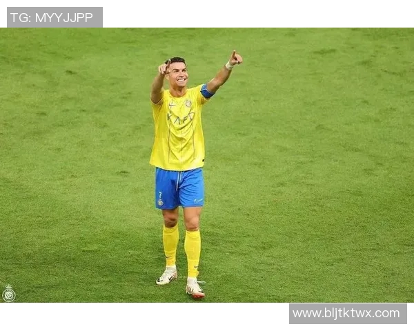 足球明星专注瞬间展现魅力与激情的精彩瞬间图片合集